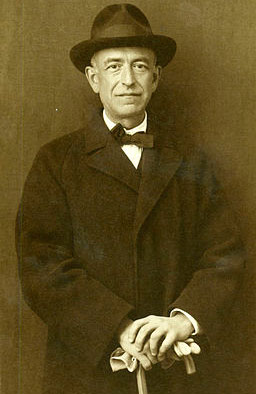 Manuel De Falla, composer of Siete canciones populares españolas